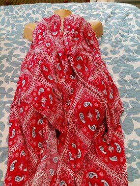 DAYTRIP KIMONO SIZE MED GOOD CONDITION LOOKS GREAT